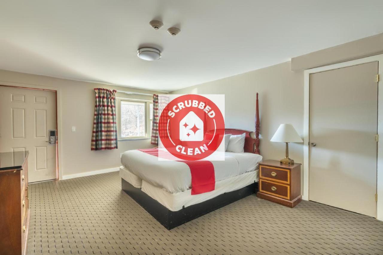 Oyo Hotel Malden Ma Broadway Εξωτερικό φωτογραφία